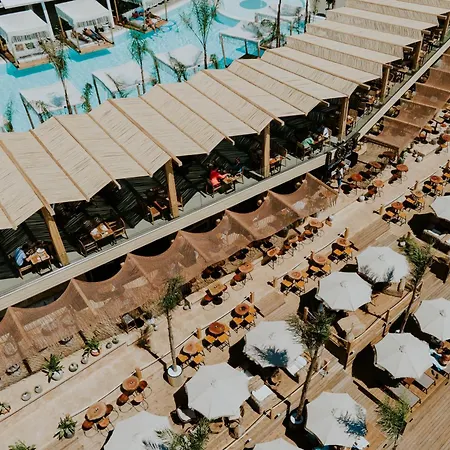 Lost Seaside Sarandë